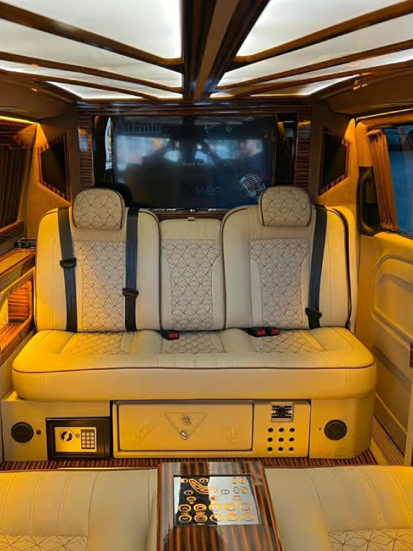 Antalya VIP transfer araç içi konfor
